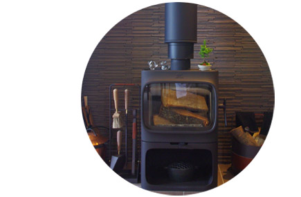 薪ストーブと盆栽